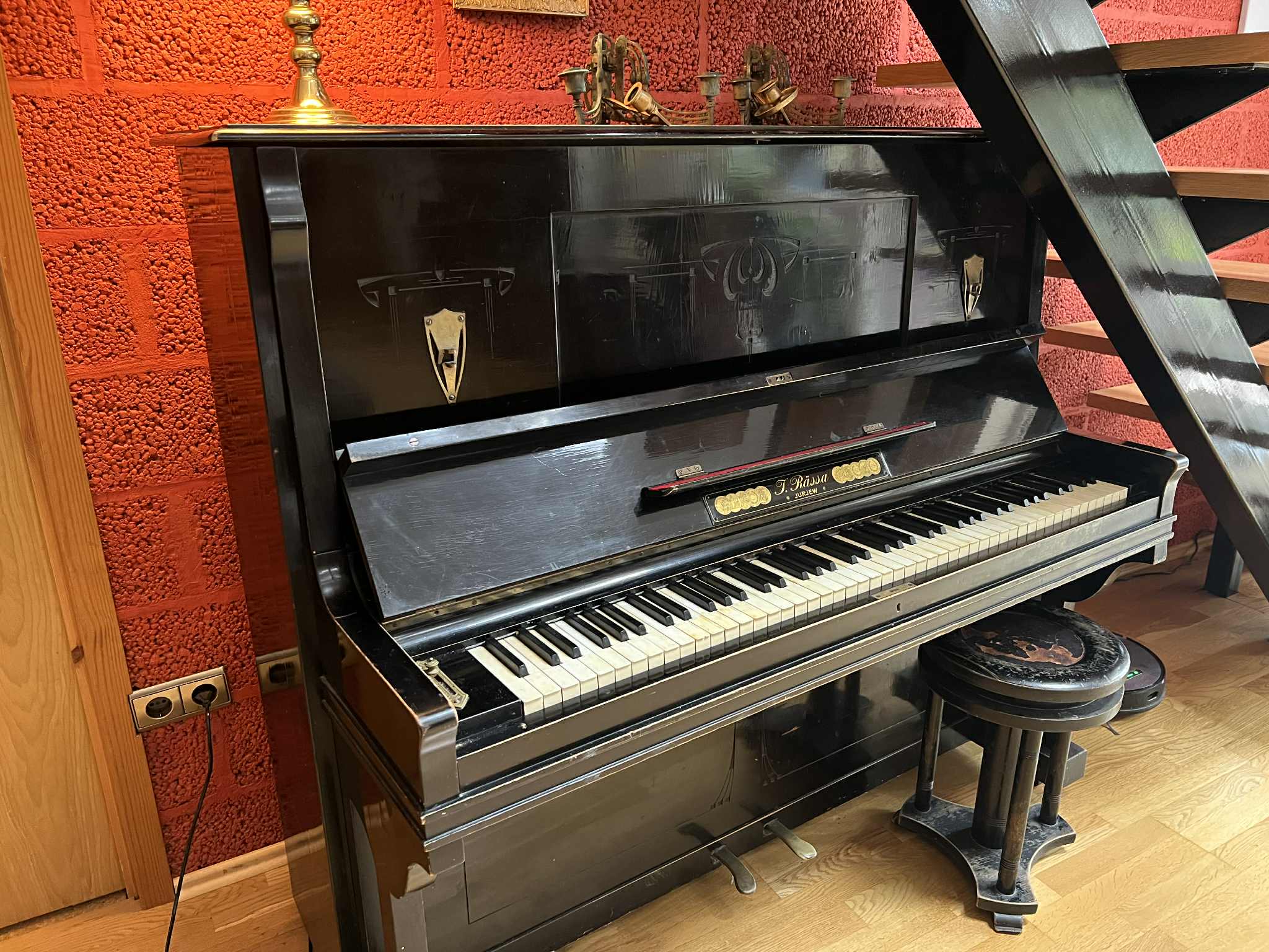 Messenger_creation_DF71A91F-7C85-4DBA-9221-658AEF89F152